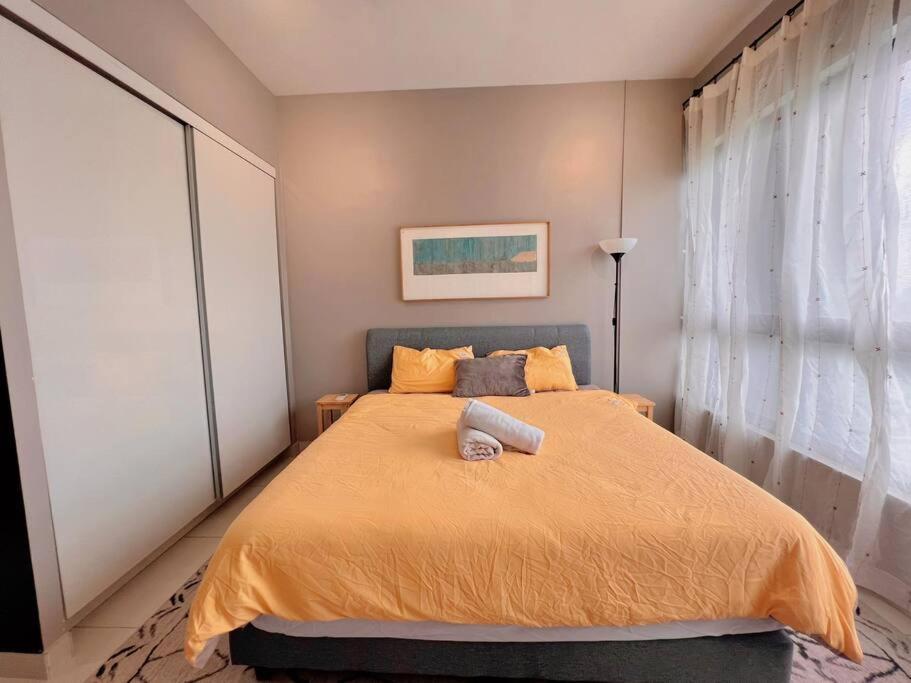 Studio Staycation D'Sara @ Linked Mrt, Near Thomson Hospital & Sungai Buloh Hospital Extérieur photo